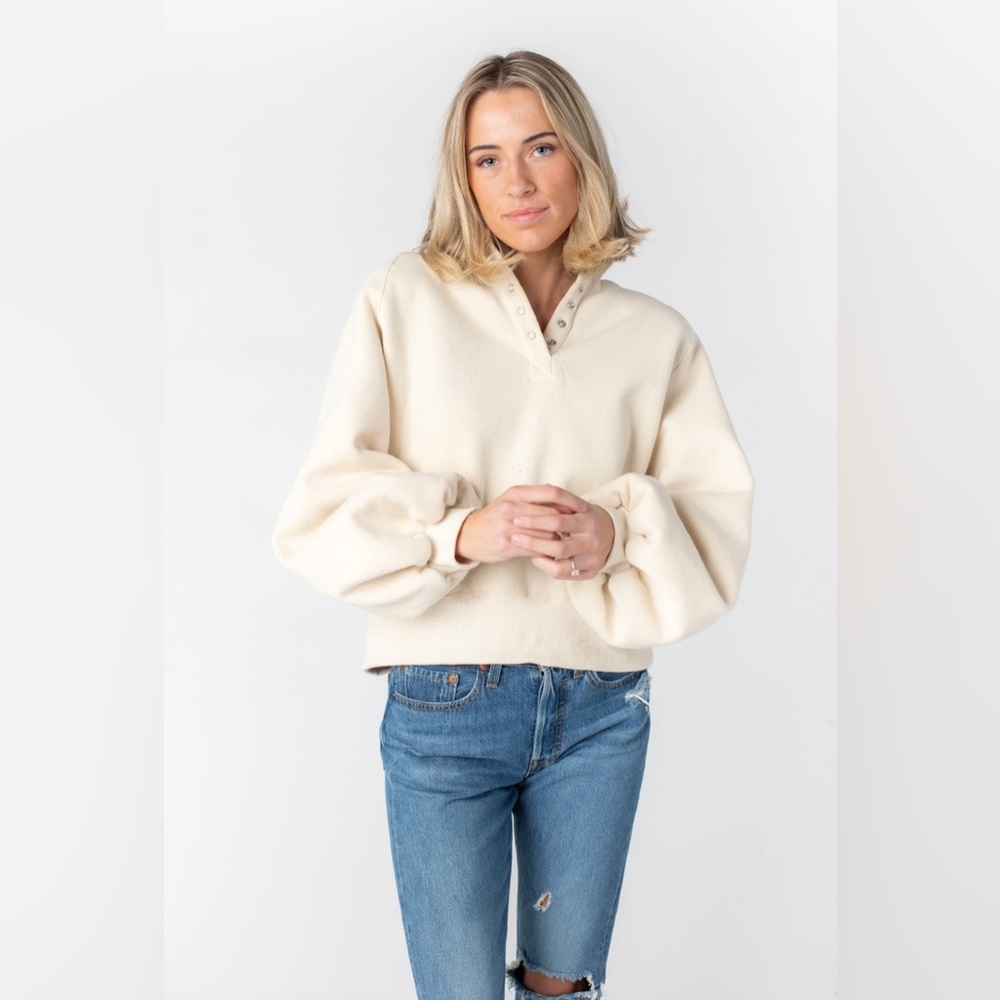 NWT Papermoon balloon sleeve snap up pullover (size M)